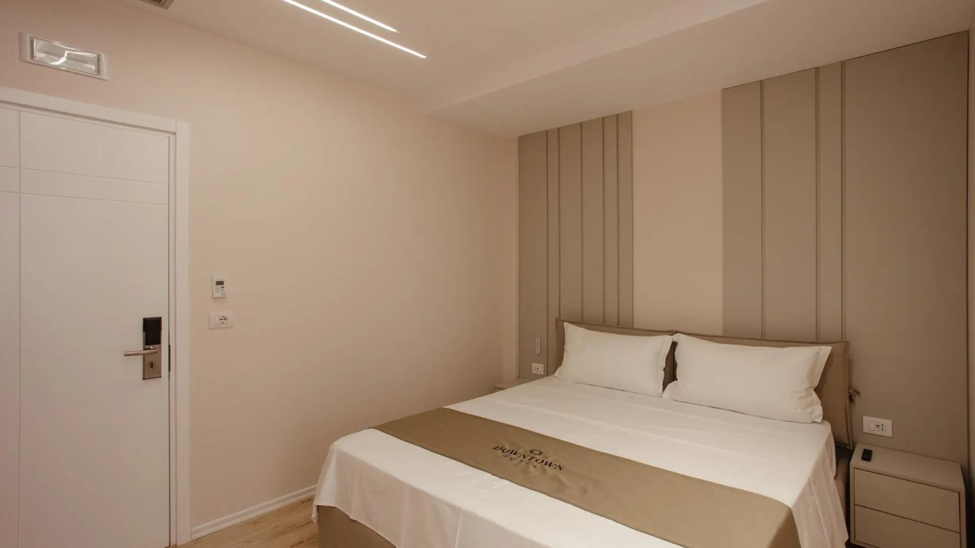 Downtown Hotel Szkodra