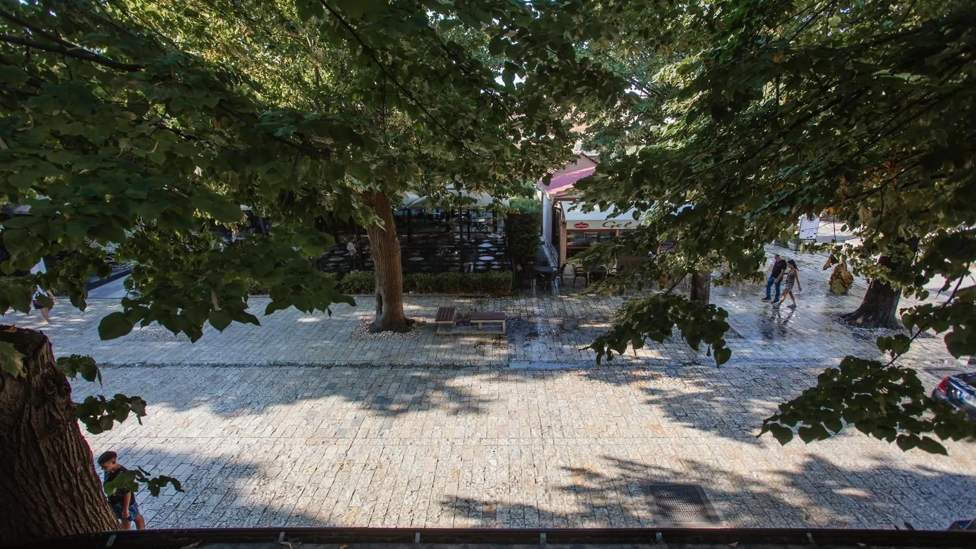 Downtown Hotel Szkodra